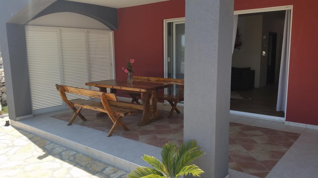 شقة House With Swimming Pool Blue Diamond بوفليانا المظهر الخارجي الصورة