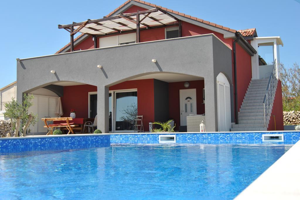 شقة House With Swimming Pool Blue Diamond بوفليانا المظهر الخارجي الصورة