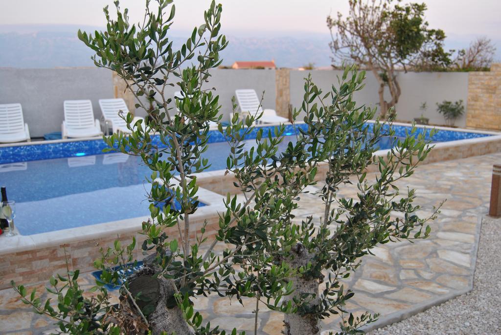 شقة House With Swimming Pool Blue Diamond بوفليانا المظهر الخارجي الصورة